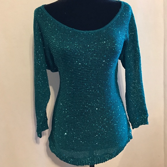 Soulmates Sweaters - 🎄Soulmates sequined holiday sweater 🎄