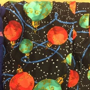 Lularoe Christmas TC leggings