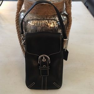 COACH Leather Wristlet-Black