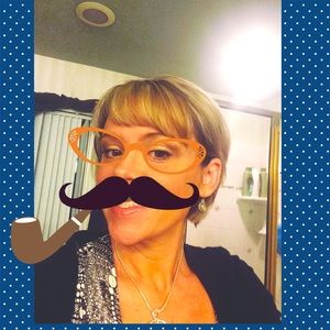 Meet your Posher, Angie