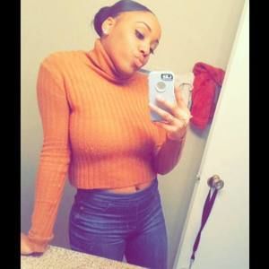 Meet your Posher, Desirae