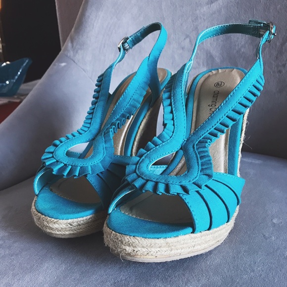 Turquoise Wedges - Picture 1 of 4