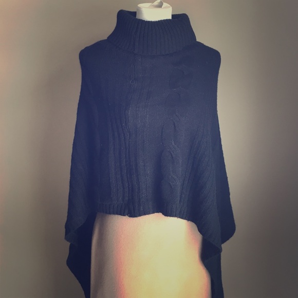 Turtleneck Cable knit poncho