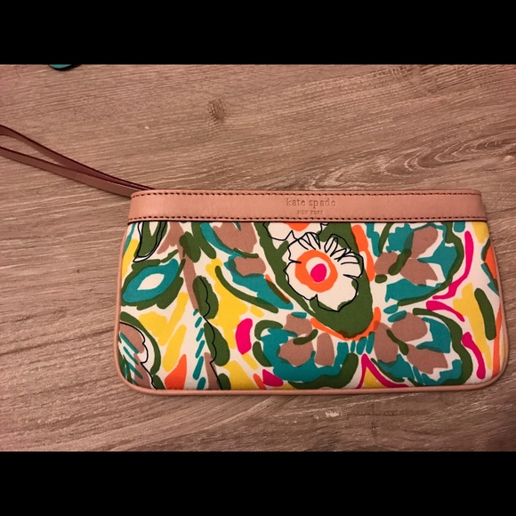 Kate Spade wristlet