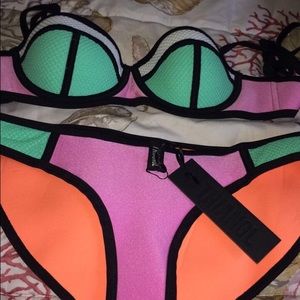 TRIANGL BIKINI