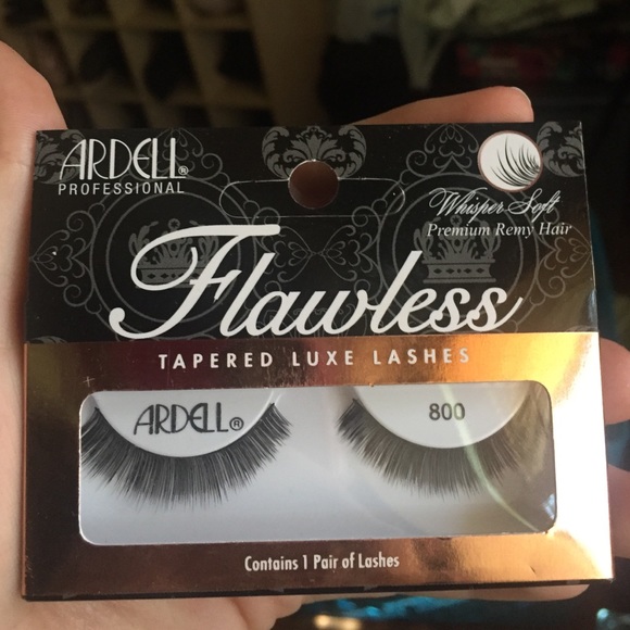 Ardell Professional Flawless False Lashes - Picture 1 of 2