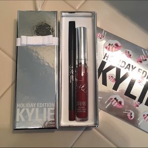 Kylie Cosmetics Merry Lipkit