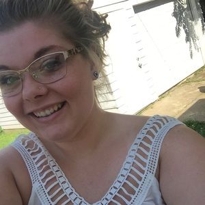 Meet your Posher, Brandie