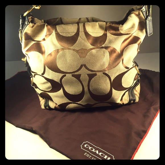 COACH Carly Signature Tan/Brown Bag w/Dust Bag