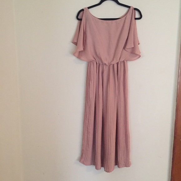 H&M light pink dress.