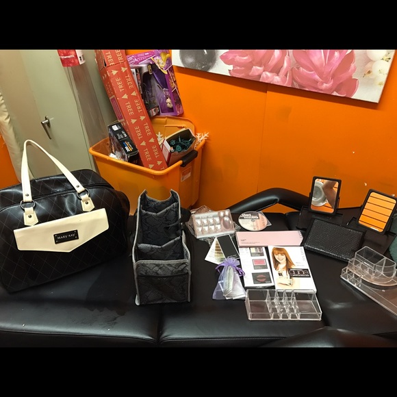 Mary Kay bag everything included