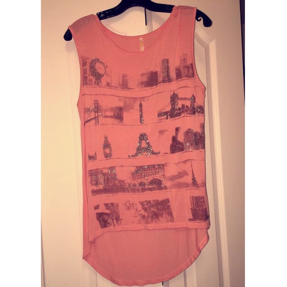 Cute Paris top