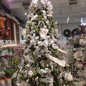 Meet your Posher, Thata