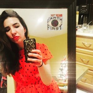 Meet your Posher, Alexandra