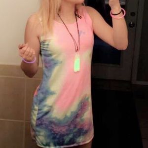 Super cute tie-dye dress