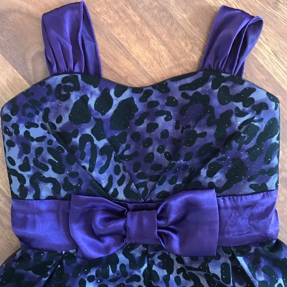 Girl's Formal Dress - Picture 3 of 4