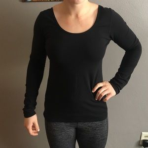 Lululemon long sleeve athletic top
