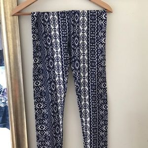 ✨ Beautiful Patterned Leggings