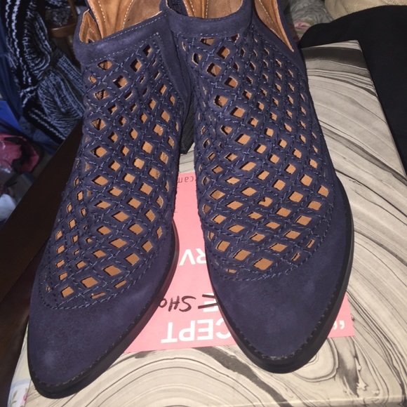 Jeffrey Campbell Taggart Cutout Bootie - Picture 3 of 4