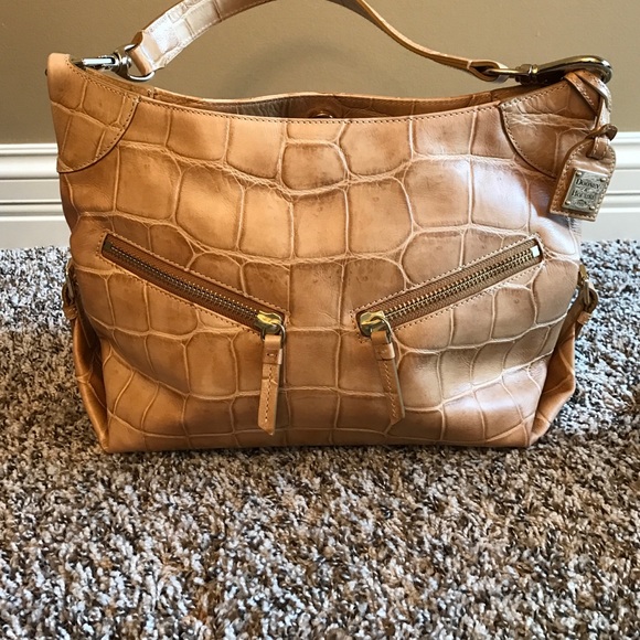 Dooney & bourke cinzia