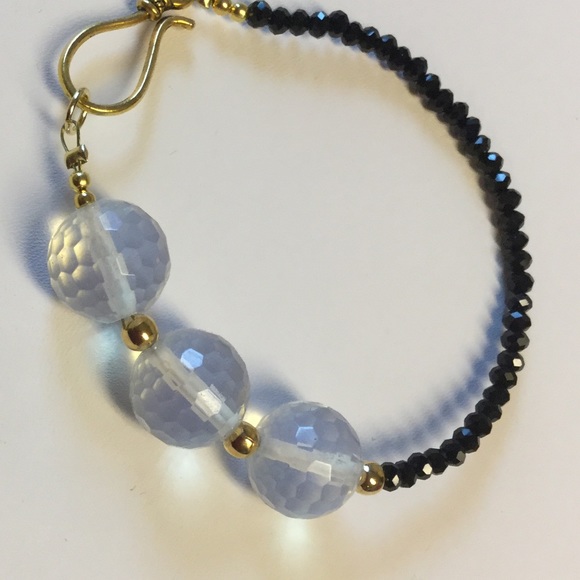 ❌SOLD❌ Opal Crystal Handmade Bracelet Gold Plated - Picture 3 of 4