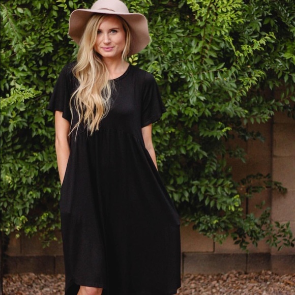 Dresses & Skirts - Everyday Dress