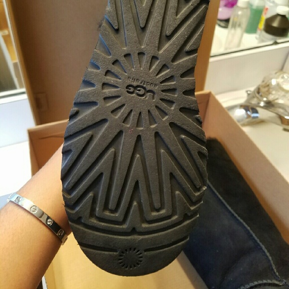 Ugg boots - Picture 3 of 4