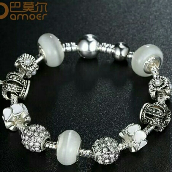 White & Silver Crystal Charm Bracelet ??