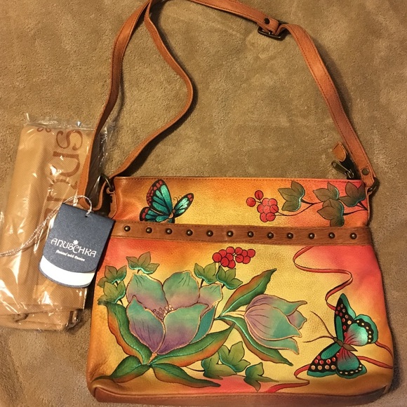 NWT Anuschka genuine leather purse