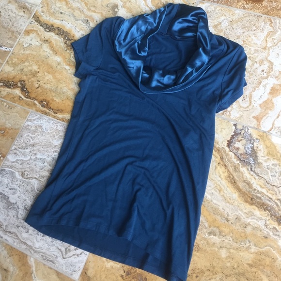 Tahari Deepest teal T shirt w/ matching satin cowl