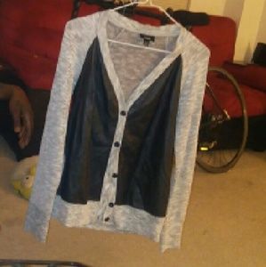 Massimo button up Sweater size small