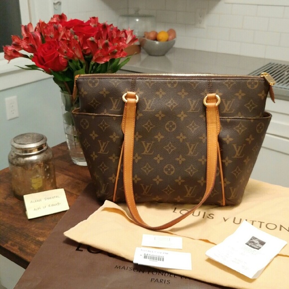 Louis Vuitton Totally PM