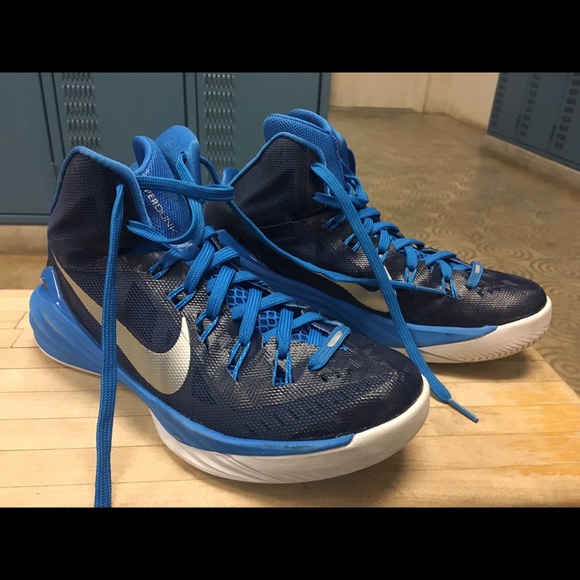Nike Hyperdunk 2014 - Picture 1 of 2