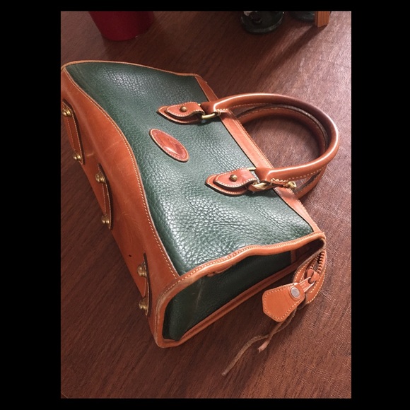 Dooney & Bourke - Picture 2 of 3