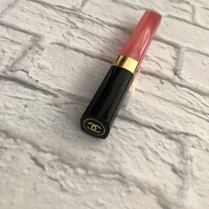 CHANEL lip gloss, like new