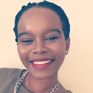 Meet your Posher, Lexie