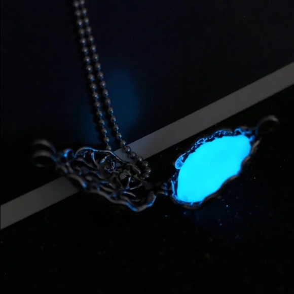 GLOWING LUMINOUS STEAMPUNK PENDANT - Picture 2 of 4