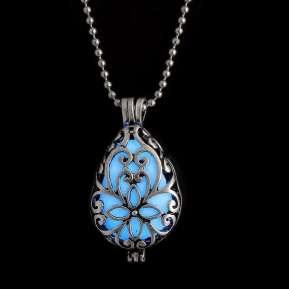 GLOWING LUMINOUS STEAMPUNK PENDANT - Picture 3 of 4