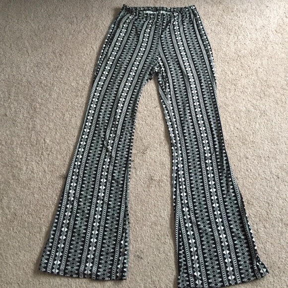 Wide leg pants