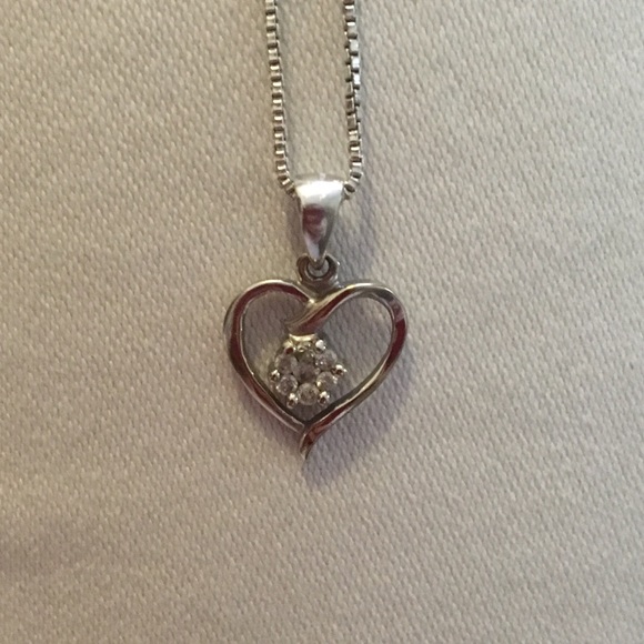 White Gold and Diamond Pendant