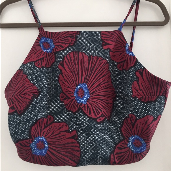 Topshop Tops - Topshop Floral Crop Sz 8