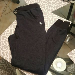 VANS JOGGER NAVY LIKE NEW