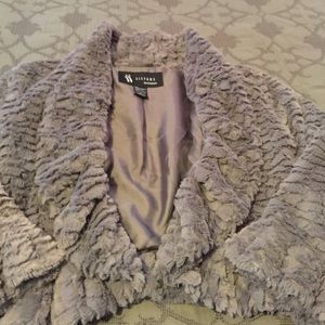 On trend SISTERS faux fur waist length coat