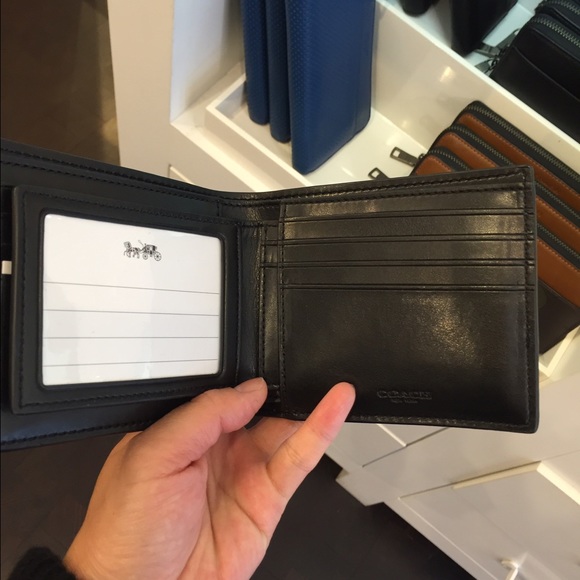 COACH MEN'S COMPACT ID WALLET IN SIGNATURE F74993 - Picture 3 of 4