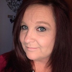 Meet your Posher, Leslie