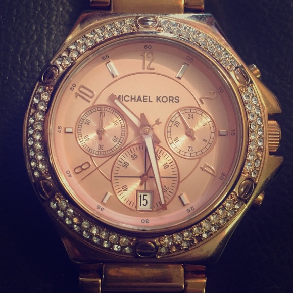 Michael Kors Accessories - Rose Gold Micheal Kors Watch