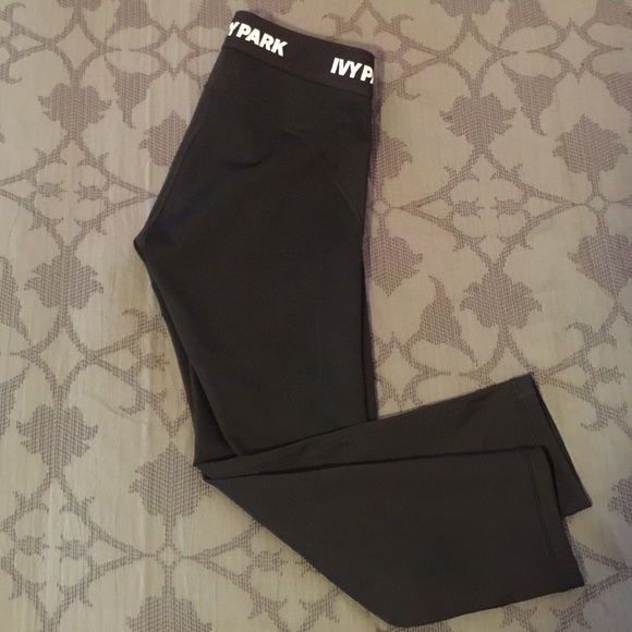 Ivy Park workout tights - Picture 1 of 1