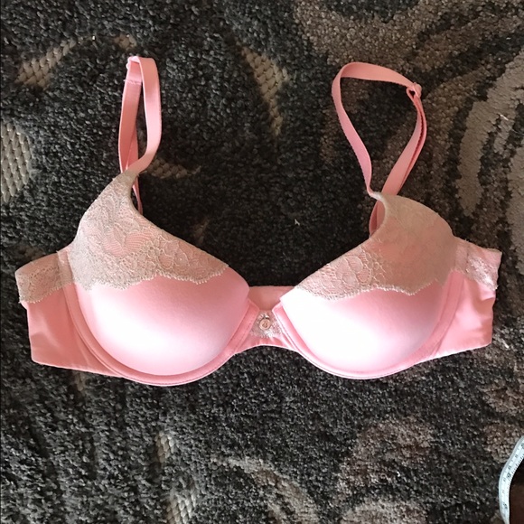 Victoria's Secret Pink lace accent bra- 34C