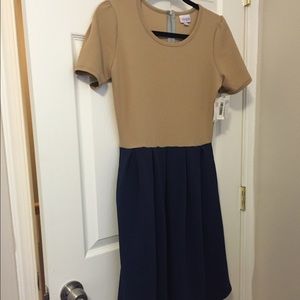 BNWT LuLaRoe Amelia dress, size M, tan and navy