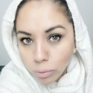 Meet your Posher, Lorena